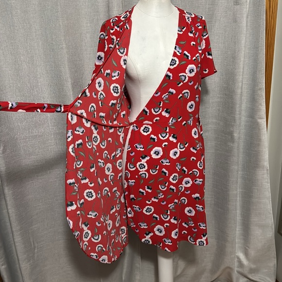 Like New-J Crew Mercantile Wrap Dress-Sz 4-Red Floral-V Neck/Eye Hook-Waist Tie - Picture 11 of 16